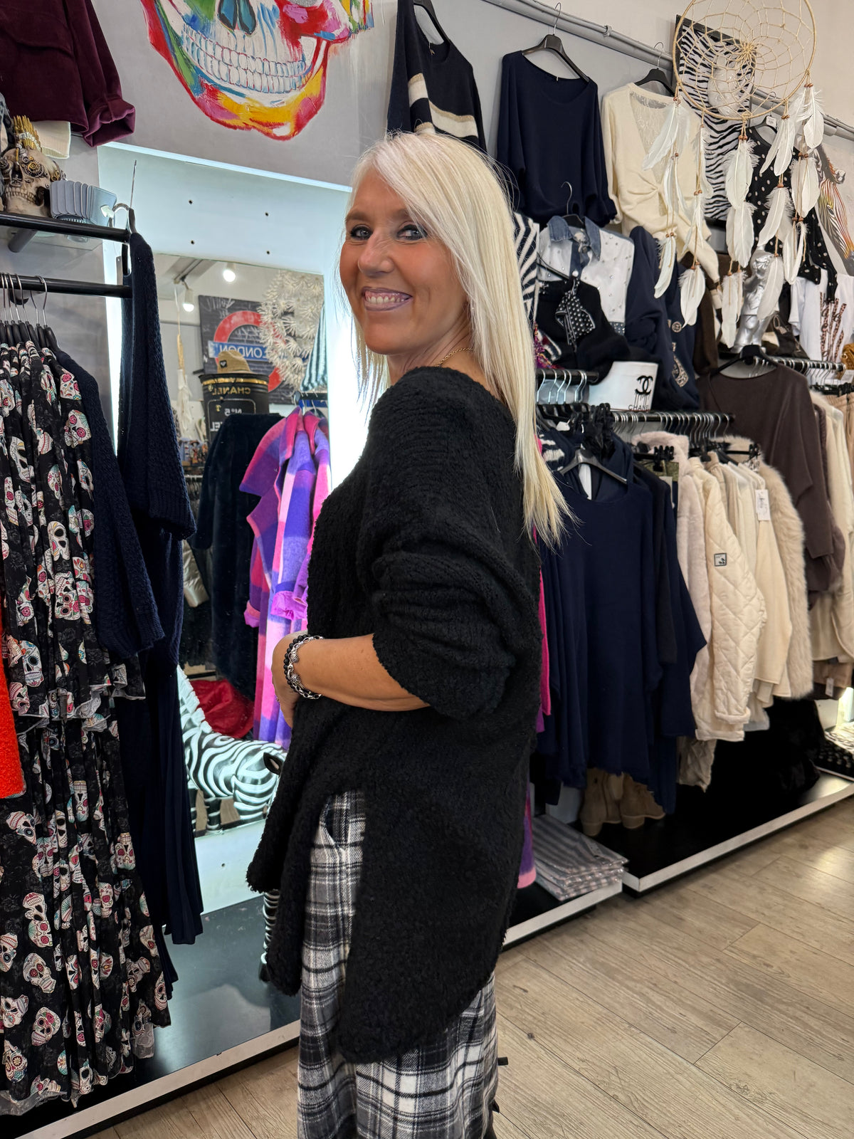 Pull asymétrique noir