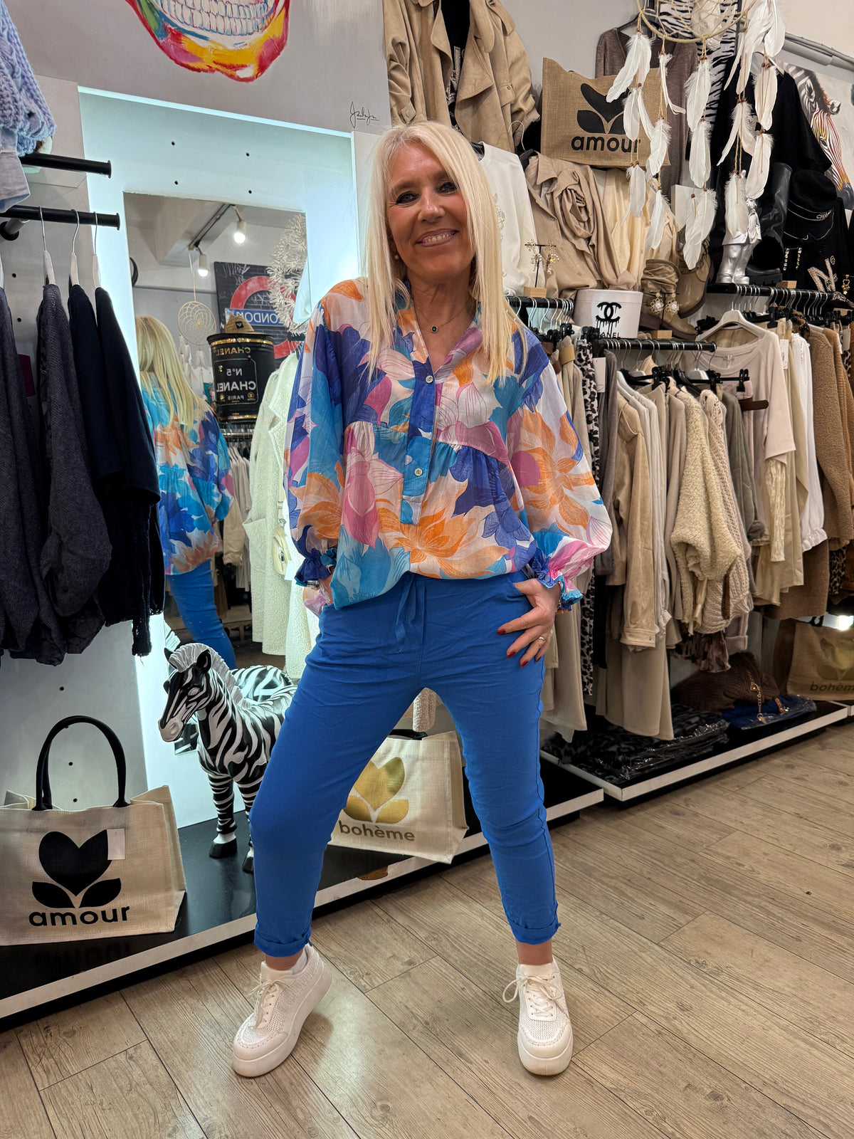Pantalon magique bleu électrique