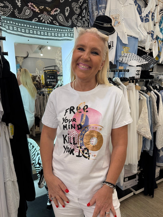 T shirt free rose