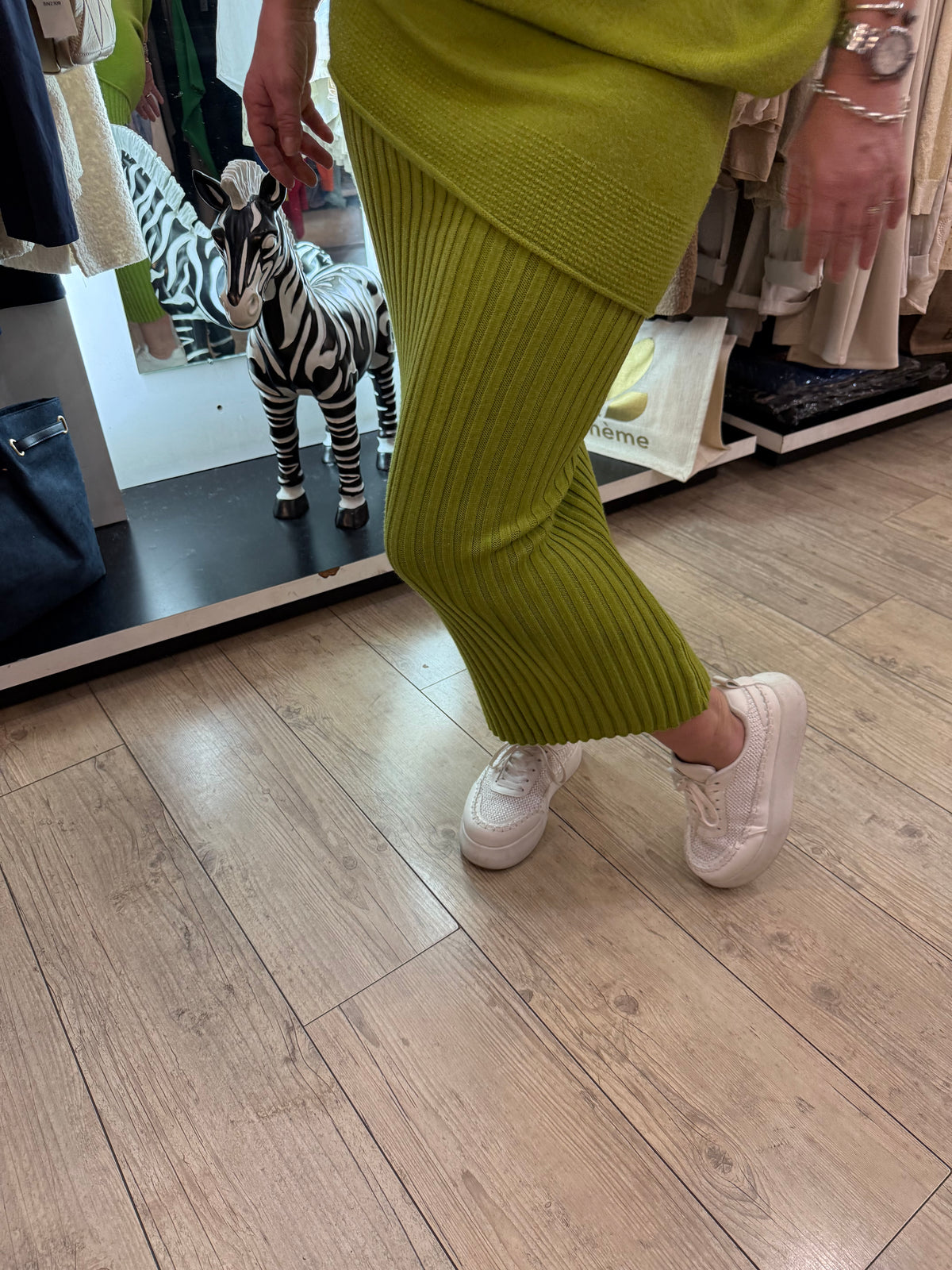 Jupe crayon vert olive