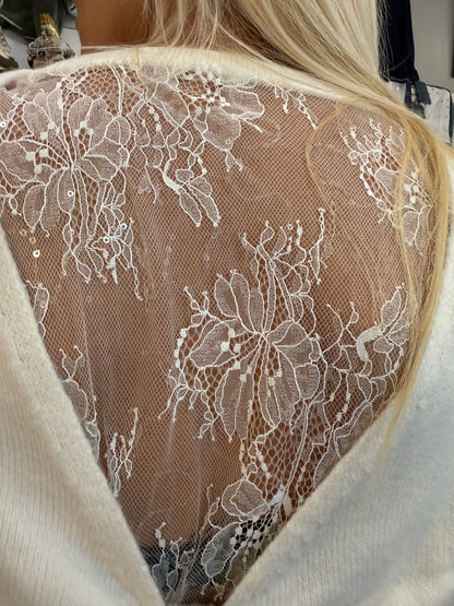 Pull dentelle dos
