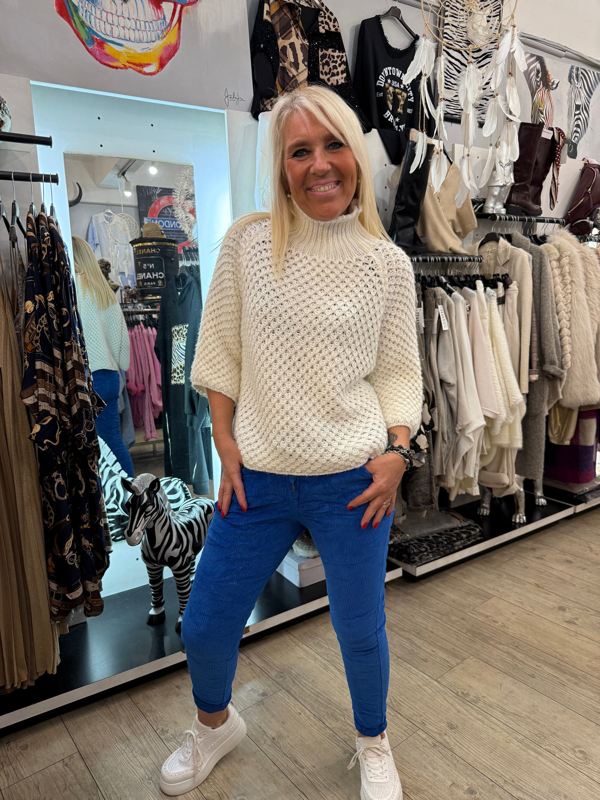Pantalon magique velours bleu roi